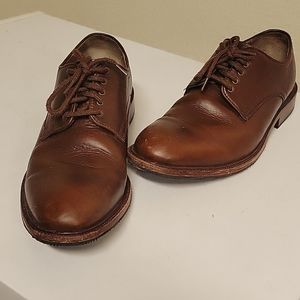 Men's 9.5 M Brown Trask shoes